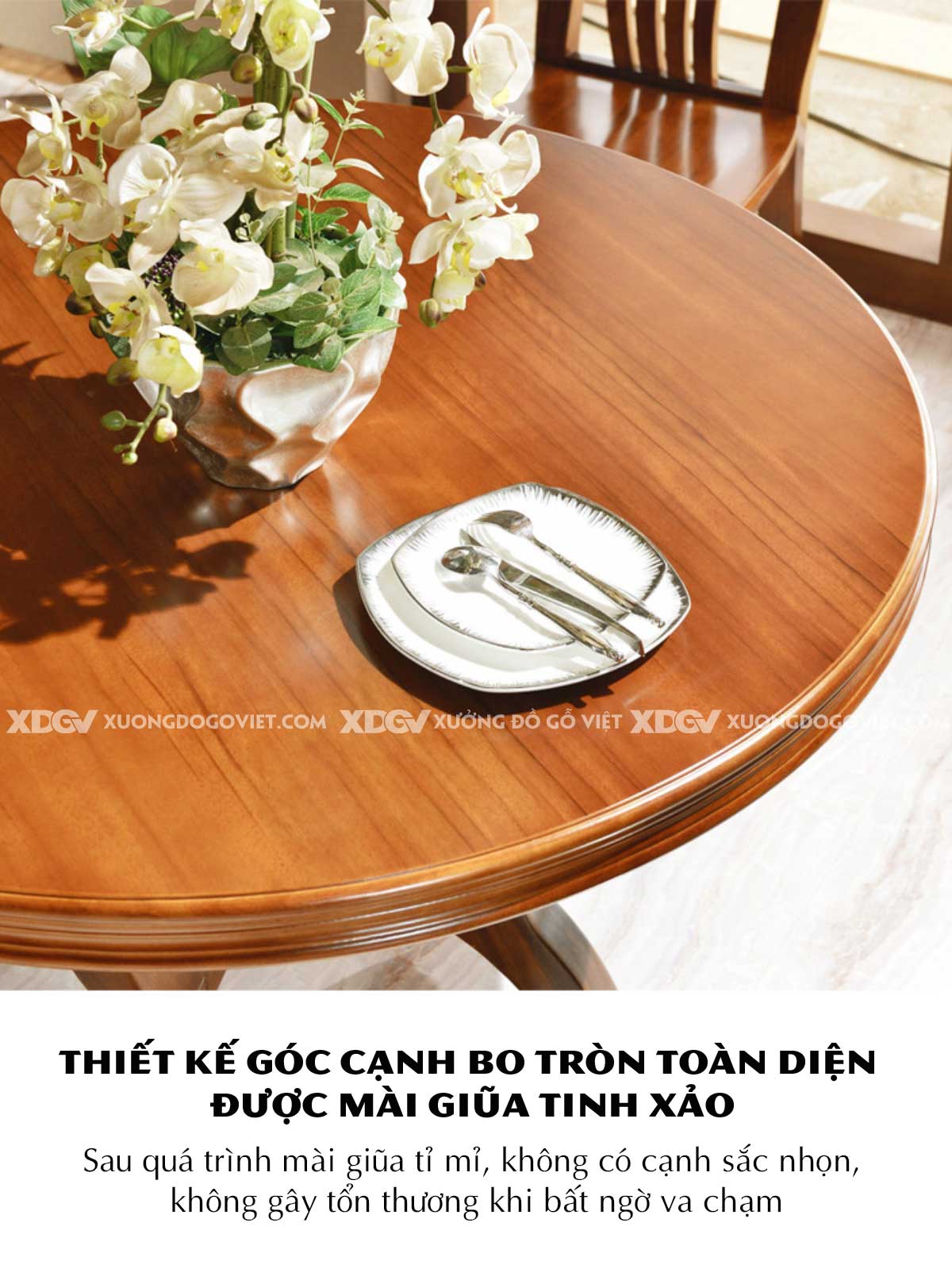 Bộ Bàn Ăn Tròn Gỗ Gõ Đỏ Á Đông Chân Trụ Tựa Ghế Quạt