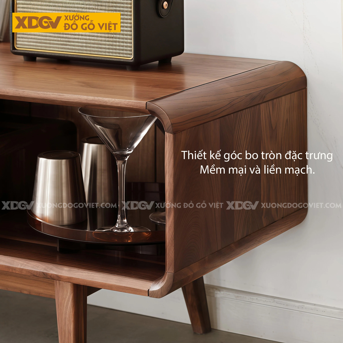 Kệ Để Tivi Gỗ Óc Chó Kiểu Bắc Âu Khung Bo Cong Chân Vát