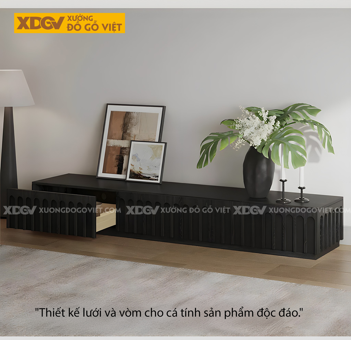 Kệ Tivi Đặt Sàn Phòng Khách Sơn Đen Giữ Vân Tự Nhiên Mới