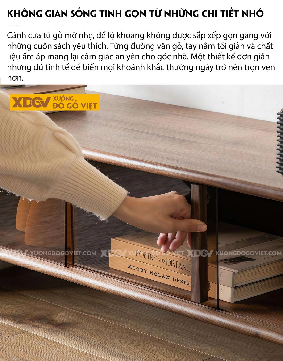 Mẫu Kệ Tivi Gỗ Óc Chó Thiết Kế Khoa Học Chân Trụ Nguyên Tấm