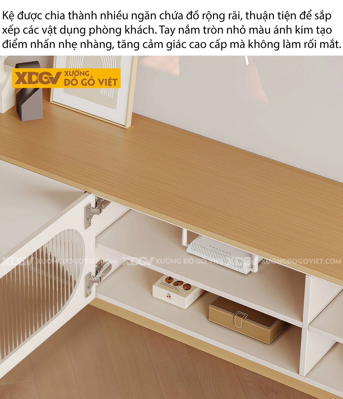 Mẫu Kệ Tivi Trưng Bày Phòng Khách Gỗ MDF Cánh Kính Trung Tâm