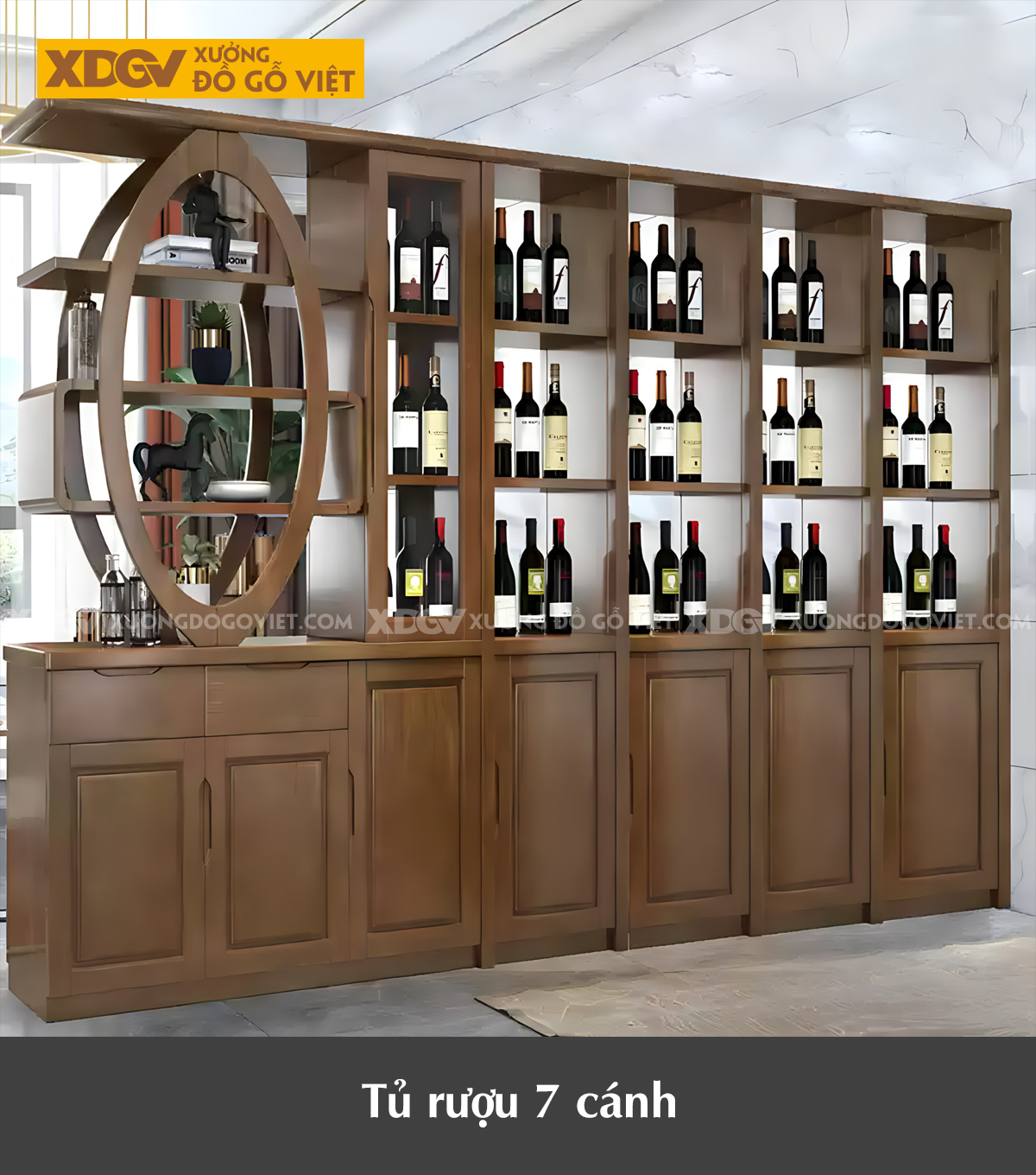 Tủ Để Rượu Trưng Bày Phòng Khách Gỗ Cao Su Vách Ngăn Kệ Oval