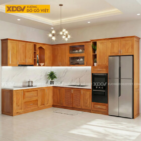 Mẫu Tủ Bếp Gỗ Gõ Đỏ Hình Chữ L Đá Ốp Liền Mạch Sang Trọng